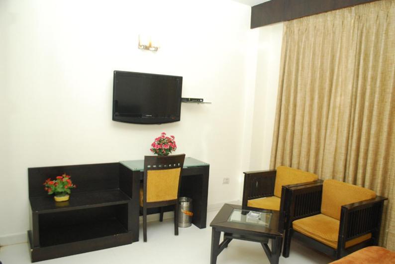 Aman Deluxe Hotel New Delhi Bagian luar foto