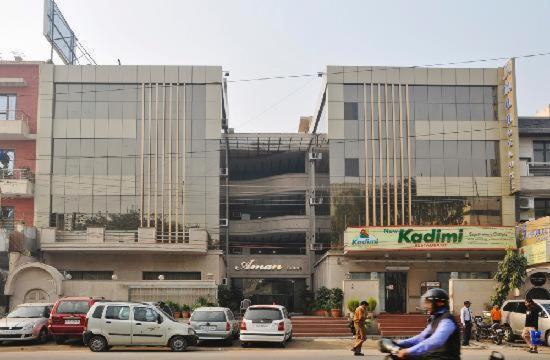 Aman Deluxe Hotel New Delhi Bagian luar foto